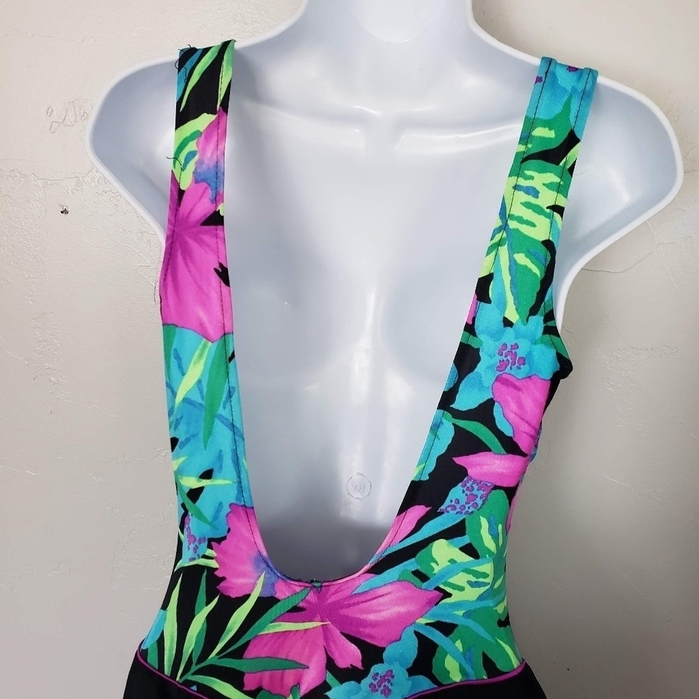 Union Made Vintage Women's One Piece Swimsuit Tropical Floral Skirt Colorful 6 - Picture 11 of 14